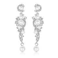 Boucle d'oreille en alliage de zinc en plastique perle, avec Plastique ABS perle, Placage de couleur platine, pour femme & avec strass Vendu par paire