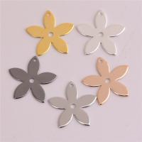 Pendentifs en laiton de fleur, Placage, Couleur aléatoire, 14mm Environ 0.8mm Vendu par sac