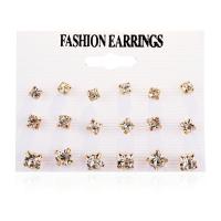 alliage de zinc Boucles d'oreilles, Boucle d’oreille stud & boucle d'oreille, avec perle de plastique, Placage, bijoux de mode & styles différents pour le choix & pour femme & avec strass, Vendu par fixé