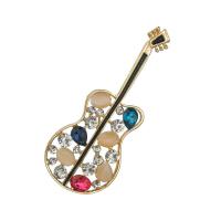 Broche de diamantes de imitación de la aleación de Zinc, con resina, guitara, chapado en color dorado, para mujer & con diamantes de imitación, 69mm, Vendido por UD