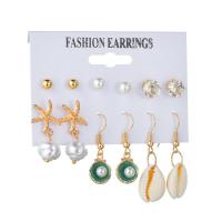 alliage de zinc Boucles d'oreilles, Boucle d’oreille stud & boucle d'oreille, avec Plastique ABS perle & coquille, Placage de couleur d'or, trois pièces & pour femme & avec strass, 27mm,33mm,40mm, Vendu par fixé