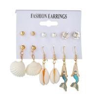 alliage de zinc Boucles d'oreilles, Boucle d’oreille stud & boucle d'oreille, avec Plastique ABS perle & coquille, Placage de couleur d'or, 6 pièces & pour femme & émail & avec strass, 8mm,35mm,40mm,45mm, Vendu par fixé