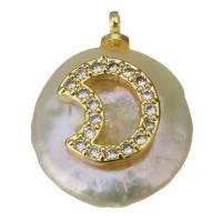 laiton Pendentif, avec perle d'eau douce cultivée, Placage de couleur d'or, bijoux de mode & pavé de micro zircon Environ 1.5mm, Vendu par PC