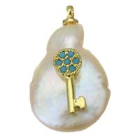 pendentif en laiton de perle d'eau douce cultivée, avec perle d'eau douce cultivée, clé, Placage de couleur d'or, bijoux de mode & pavé de micro zircon Environ 1.5mm, Vendu par PC