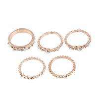 alliage de zinc bague, avec strass, Plaqué de couleur d'or rose, 5 pièces & normes différentes pour le choix & pour femme, protéger l'environnement, sans nickel, plomb et cadmium, 5ensemblessérie/sac, Vendu par sac