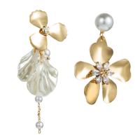 Asymmetric Earrings, Zinc Alloy, with Resin & Plastic Pearl, plated, fashion jewelry & for woman & with rhinestone, nickel, lead & cadmium free  