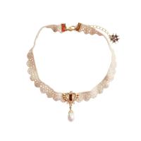 Mode Collier Choker, coton, avec perle de plastique & alliage de zinc, avec 2.56 inch chaînes de rallonge, Placage de couleur d'or, pour femme & avec strass, beige, 37mm,13mm Environ 11.8 pouce, Vendu par brin