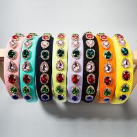 Banda del Pelo, paño, con Esponja & diamantes de imitación, diferente color y patrón para la elección & para mujer & con diamantes de imitación, más colores para la opción, 30mm, 10PC/Grupo, Vendido por Grupo