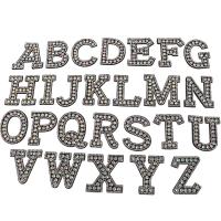 Sewing -on -Patch, Strass, Alphabet-Buchstabe, unterschiedliche Farbe und Muster für die Wahl & DIY, keine, 20-52mm, 26PCs/Tasche, verkauft von Tasche