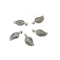 Pendentifs feuilles en alliage de zinc , Plaqué de couleur d'argent, DIY, 14*15*5mm Environ 2mm, Environ Vendu par kg