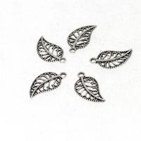 Pendentifs feuilles en alliage de zinc , Plaqué de couleur d'argent, DIY, 19*9*5mm Environ 2mm, Environ Vendu par kg