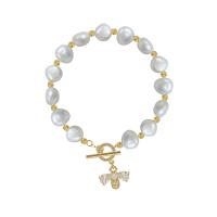 Bracelets de perles En alliage de zinc , avec perle d'eau douce cultivée, Placage de couleur d'or, pavé de micro zircon & pour femme, blanc Environ 7 pouce, Vendu par brin