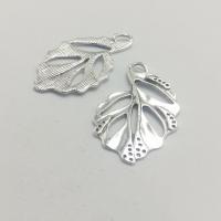 Pendentifs feuilles en alliage de zinc , Plaqué de couleur d'argent, DIY Vendu par PC