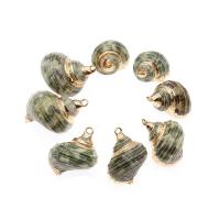 Trompette Shell pendentif en laiton, coquille de trompette, conque, Placage, naturel & DIY, vert, 33*19*12-25*15*9mm, Vendu par PC