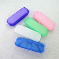 Glasses Case, Plastic, portable & durable, Random Color 