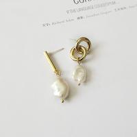 Boucles d'oreilles d'eau douce de Perle , laiton, avec perle d'eau douce cultivée, Placage de couleur d'or, pour femme, blanc, Vendu par paire