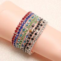 Garra cadena Rhinestone pulseras, diamantes de imitación, Donut, chapado, diferente color y patrón para la elección & Joyería & para mujer, más colores para la opción, 60mm, Vendido por Sarta