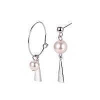 Pendientes asimétricos, metal, con Perlas plásticas, chapado en color de platina, para mujer, 39mm,32mm, Vendido por Par