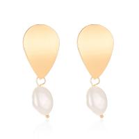 Plastic Pearl Zinc Alloy Earring, with Plastic Pearl, gold color plated, for woman, white 