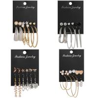 alliage de zinc Boucles d'oreilles, Boucle d’oreille stud & pendant de baisse de boucle d'oreille, Placage, bijoux de mode & styles différents pour le choix & pour femme, plus de couleurs à choisir, Vendu par fixé