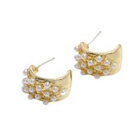 Plastic Pearl Zinc Alloy Earring, with Plastic Pearl, fashion jewelry & for woman, gold 