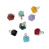 Gemstone Pendantifs en laiton, avec pierre gemme, facettes, plus de couleurs à choisir Vendu par PC