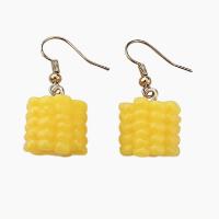 Boucle d'oreille dormeuses résine, Maïs, styles différents pour le choix & pour femme, Jaune Vendu par paire