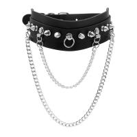 Collier de vetement, cuir PU, avec plastique ABS & aluminium & fer, Placage, pour femme, noire, 44mm Environ 43 cm, Vendu par PC