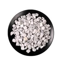 Chips de pierres précieuses , Magnésite, pepite, normes différentes pour le choix & aucun trou, blanc, Vendu par sac