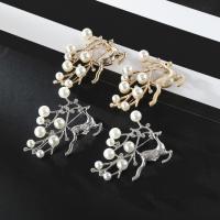 Zinc Alloy Jewelry Brooch, with Plastic Pearl, fashion jewelry & for woman & with rhinestone 