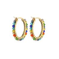 Boucles d'oreilles en acier titane, avec Des billes de verre, Placage de couleur d'or, bijoux de mode, plus de couleurs à choisir Vendu par paire