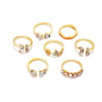 Zink-Legierung Ring Set, Zinklegierung, Fingerring, für Frau & mit Strass, goldfarben, ca. 7PCs/setzen, verkauft von setzen