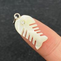 Trochus Shell Anhänger, Fischgräte, DIY & mit Strass, weiß, 11x20mm, verkauft von PC