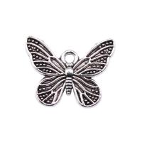 Pendentifs animaux en alliage de zinc, papillon, Plaqué de couleur d'argent, Vintage & unisexe Vendu par PC