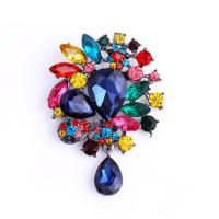 Broche de diamantes de imitación de la aleación de Zinc, con Cristal, chapado, unisexo & diferentes estilos para la opción & con diamantes de imitación, más colores para la opción, 5.5*8.5cm,5.5*6cm, Vendido por UD