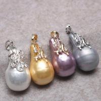 El Colgante Con Perla De Concha Del Mar Del Sur, Shell Pearl, con metal, Delfín, chapado, micro arcilla de zirconia cúbica, más colores para la opción, 40x18mm, Vendido por UD