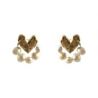 Brass Stud Earring, with Plastic Pearl, gold color plated, fashion jewelry & for woman 