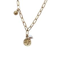 Collier de chaîne en laiton de perles d'eau douce, avec perle d'eau douce cultivée, Placage de couleur d'or, bijoux de mode & pour femme cm, Vendu par PC