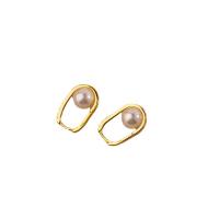 Brass Huggie Hoop Earring, with Plastic Pearl, gold color plated, fashion jewelry & for woman, golden 