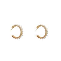 Boucle d'oreille en alliage de zinc en plastique perle, avec perle de plastique, beignet, couleur de haute qualité d'or plaqué, bijoux de mode & pour femme & avec strass, doré Vendu par paire