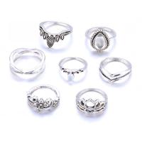 En alliage de zinc Bague, avec Des billes de verre, Placage de couleur platine, 7 pièces & pour femme, 17mm,16mm,15mm,16.5mm,18mm, Vendu par fixé