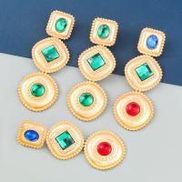 Resin Zinc Alloy Earring, with Resin & Acrylic, fashion jewelry & for woman 