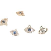 Cubique Pendentif en laiton zircon pavent, œil, plaqué de couleur d'or KC, pavé de micro zircon & creux Vendu par PC