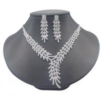 Messing Schmuck Set, Ohrring & Halskette, silberfarben plattiert, Modeschmuck & verschiedene Stile für Wahl & für Frau & mit Strass, Silberfarbe, 46mm, Länge:45 cm, verkauft von setzen