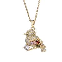 Collier en laiton cubique Zircon Micro Pave, oiseau, Plaqué d'or, pavé de micro zircon & pour femme Environ 17.7 pouce, Vendu par PC