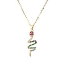 Collier en laiton cubique Zircon Micro Pave, serpent, Plaqué d'or, pavé de micro zircon & pour femme, multicolore Environ 17.7 pouce, Vendu par PC