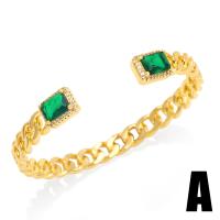 Ouverture Bracelets en cuivre, laiton, Placage de couleur d'or, styles différents pour le choix & pavé de micro zircon & pour femme, couleurs mélangées Vendu par PC