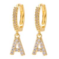 Huggie Hoop Drop Earring, laiton, Lettre d’alphabet, Placage de couleur d'or, styles différents pour le choix & pavé de micro zircon & pour femme 10mm, Vendu par paire