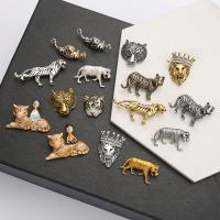 Rhinestone Zinc Alloy Brooch, Animal, plated, Unisex & enamel & with rhinestone 20-60mm 