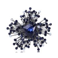 Crystal Brooch, Zinc Alloy, with Crystal, plated, fashion jewelry & for woman 